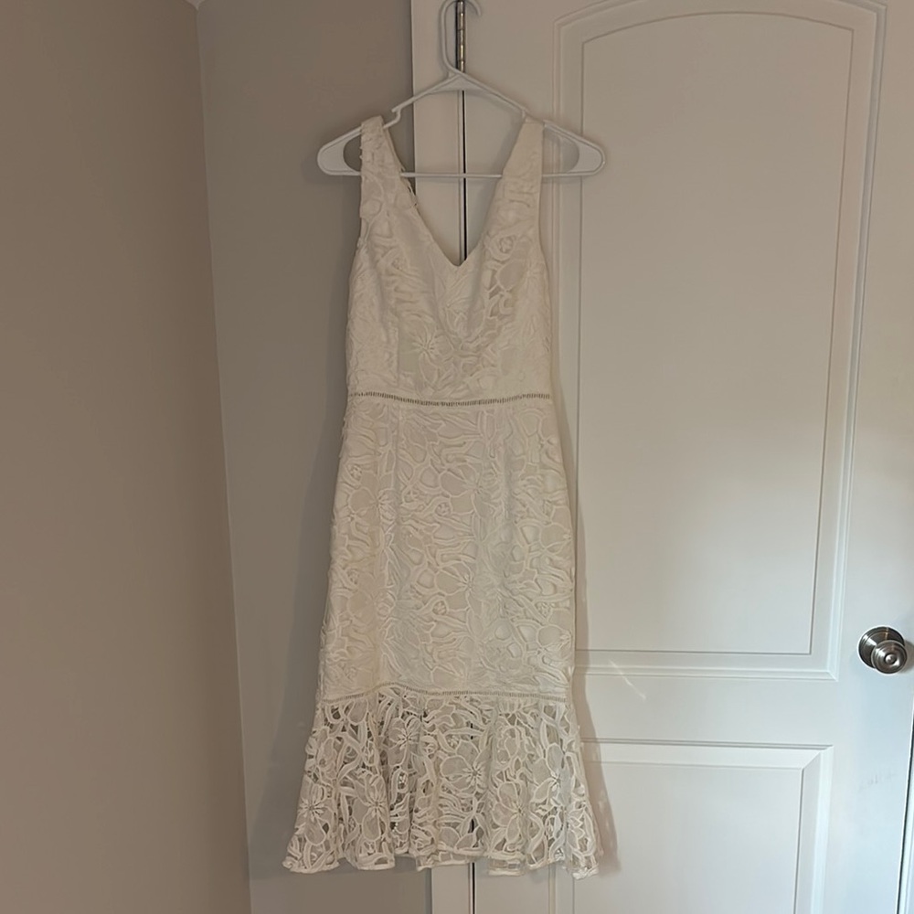 Elegant White Lace Dress